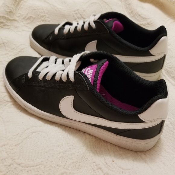 nike court majestic price